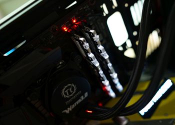 Review Apacer Blade Fire dan Panther Rage Illumination