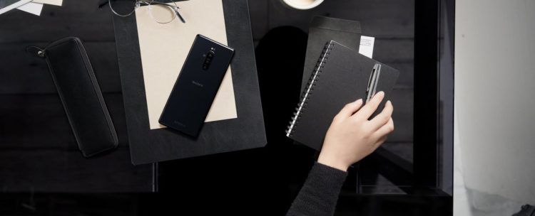 Sony Xperia 1, flagship Sony pertama dengan tiga kamera belakang