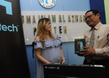 Cluster Category Manager Gaming Logitech Indonesia Nicole Constance