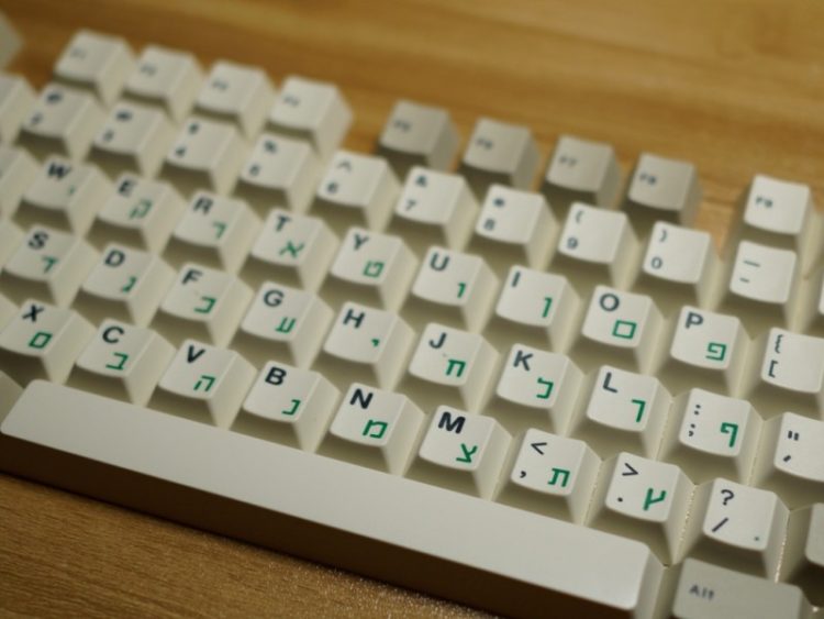 Part pada Mechanical Keyboard