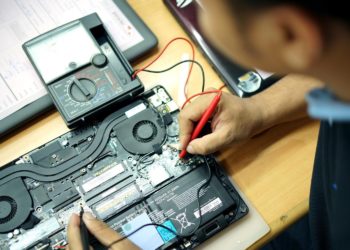 PEMMZTECHIE Luncurkan Layanan Servis Baru ZetZet, Jasa Profesional untuk Pembersihan dan Optimasi Gadget Pertama di Indonesia