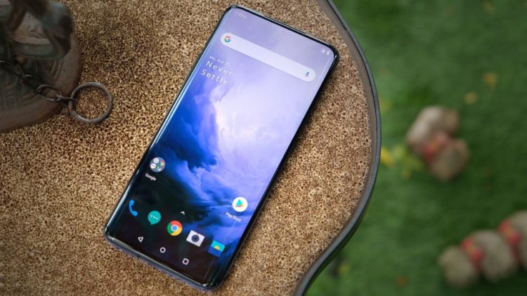 Akhirnya Bocor! Design OnePlus 8 Sudah Terungkap