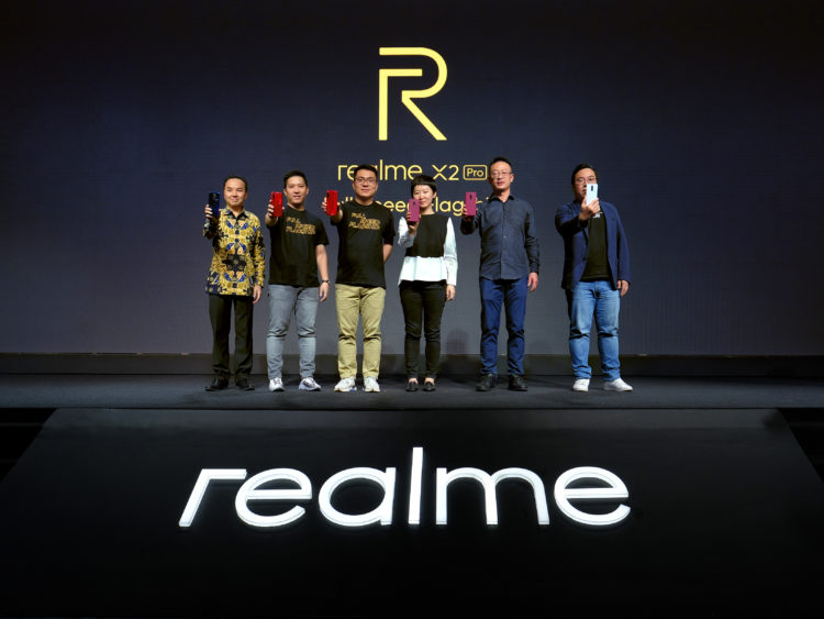 Realme X2 Pro Smartphone 90Hz Display Pertama di Indonesia