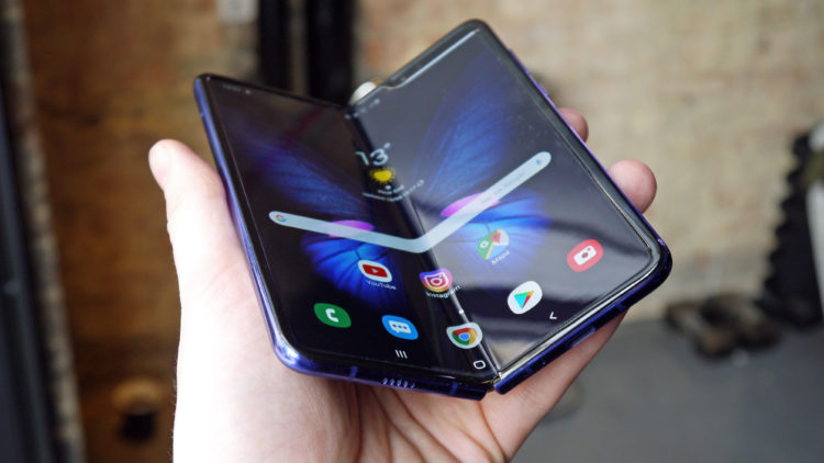 Preorder Galaxy Fold Batch Pertama Habis Dengan Cepat