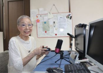 Nenek-Nenek Jadi Youtuber? Jago Main GTA dan CoD