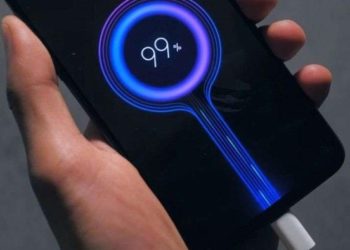 Inilah Penjelasan Mengenai Teknologi Charger 100W Xiaomi Terhambat