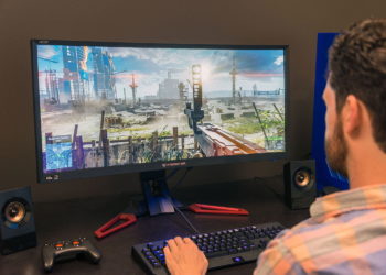 Menggunakan Monitor Besar Untuk Gaming Berdampak Buruk? Apakah Benar?