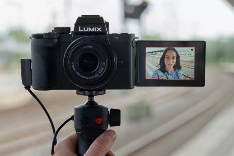 Cocok Buat Vlogger, Panasonic Luncurkan Kamera Mirrorless Canggih seri Lumix G100
