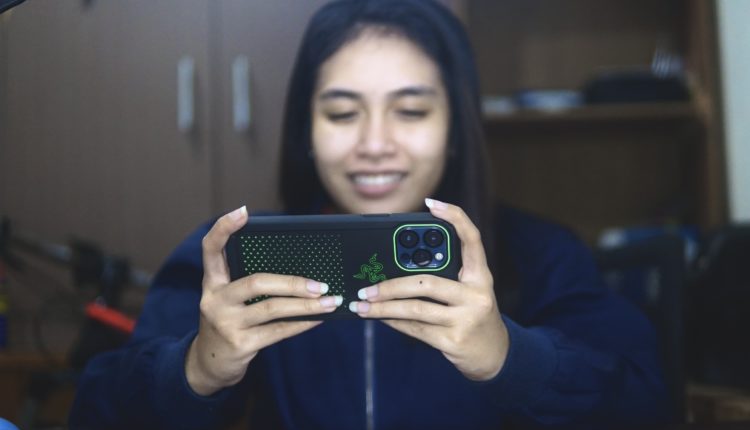 Razer Artech Pro Review : Casing Ponsel Sekaligus Pendingin