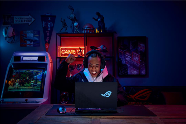ASUS ROG Strix SCAR Series, Laptop Gaming Para Pemenang