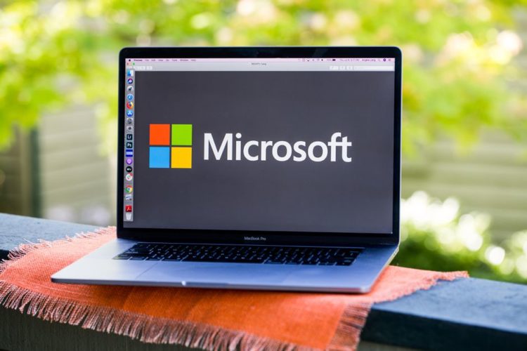 Sejarah Microsoft Windows memang menarik untuk diikuti sejak awal kemunculannya.