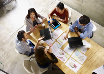 Acer Ungkap Seri TravelMate P6 Terbaru untuk Gaya Kerja Hibrid