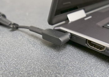 Perangkat Yang Bisa digunakan Untuk Isi Baterai Laptop