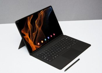 Perbandingan Galaxy Tab S8+ vs S8 Ultra