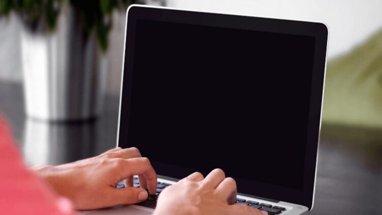 5 Cara Memperbaiki Layar Laptop Tiba-tiba Hitam