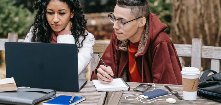 rekomendasi power bank 10.000 MAH