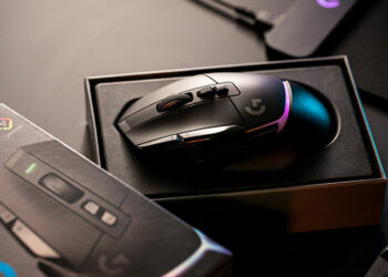 Logitech G502 X Plus vs Razer Basilisk V3 Pro: Mouse Gaming Mana yang Terbaik?