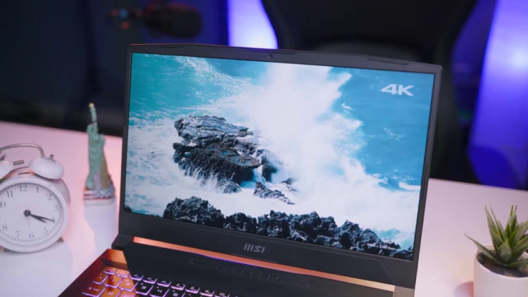 Kualitas Layar MSI Katana