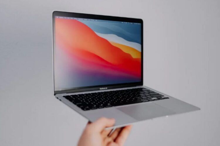 macbook air 15 inci
