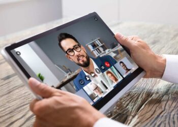 12 Rekomendasi Laptop Touchscreen Terbaik 2023