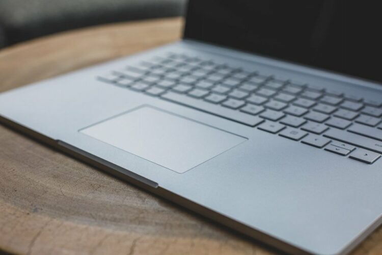 Cara Cek Spesifikasi RAM di Laptop Dengan Mudah!