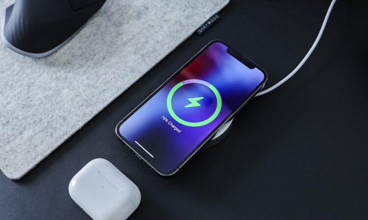 Tips pilih wireless charging