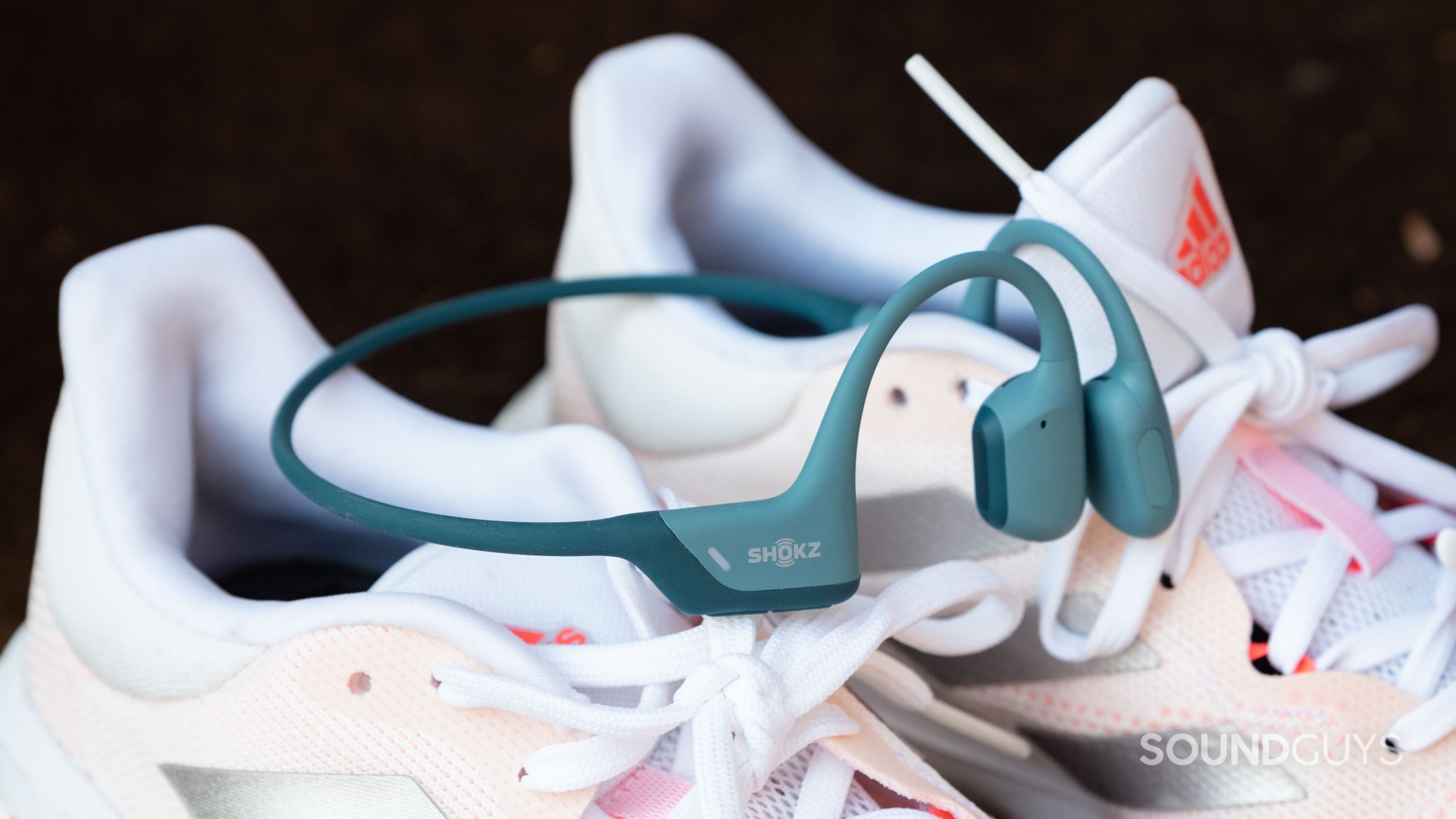 bone conduction headphone