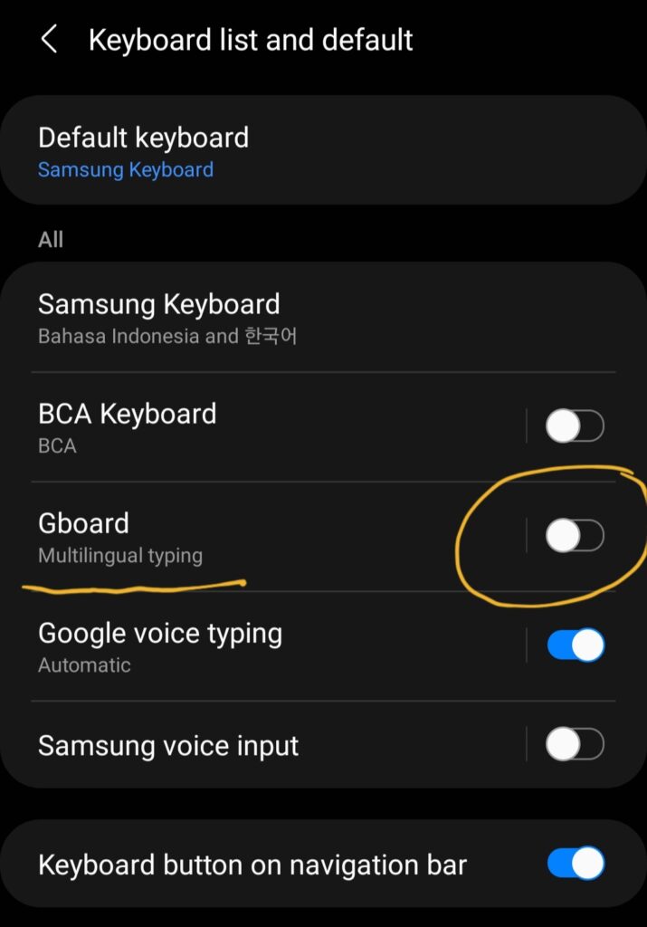 Cara menggabungkan emoji dengan GBoard