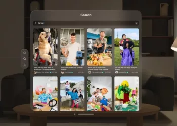 Aplikasi TikTok khusus Vision Pro menawarkan pengalaman yang berbeda