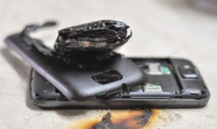 tanda HP akan meledak