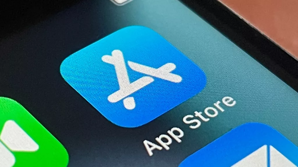 Apple Akhirnya Izinkan Penggunanya Download Aplikasi di Luar App Store Demi Mematuhi DMA Uni Eropa