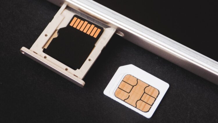 memperbaiki kartu SIM