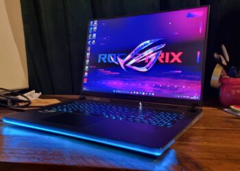 ASUS ROG Strix Scar 18