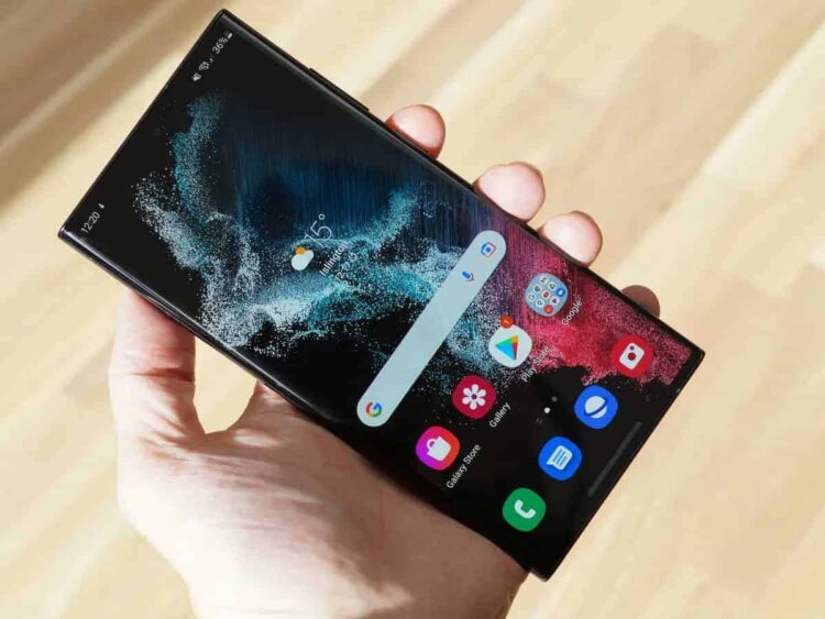 smartphone layar lengkung