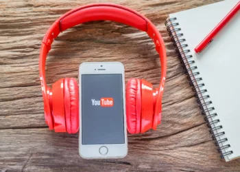 Sedang Berdiskusi dengan Label Besar, YouTube Akan Buat Generator AI untuk Musik Tahun Ini?!