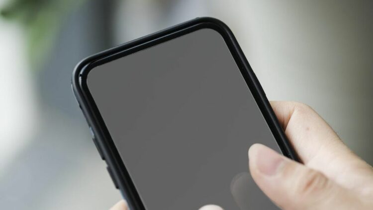 Layar HP sering berkedip