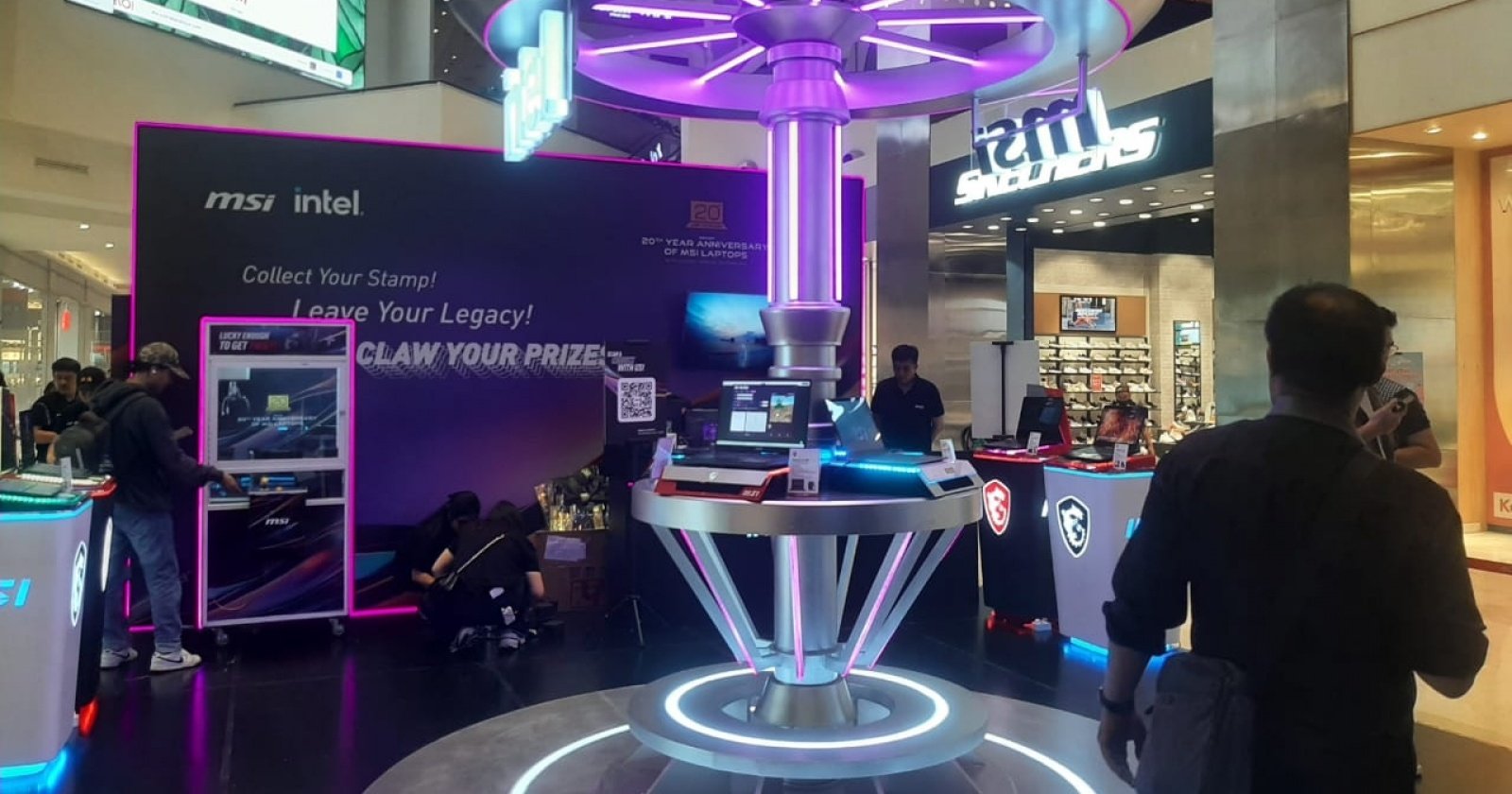 MSI Rayakan 2 Dekade