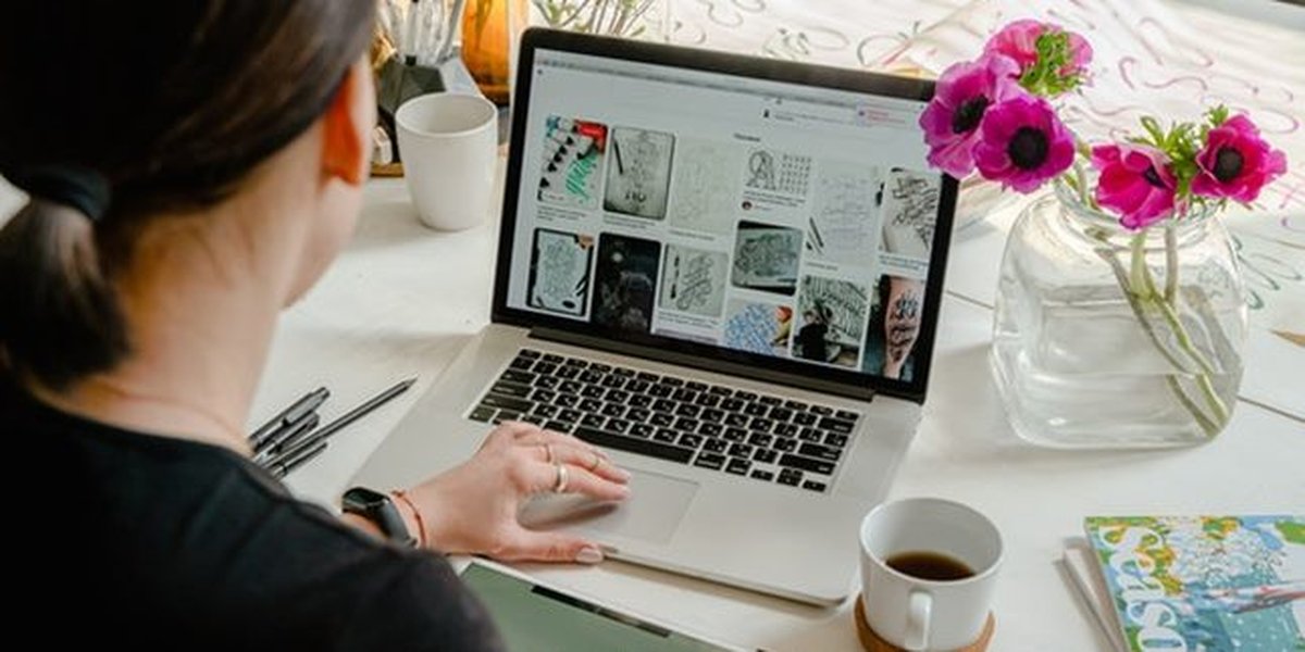 memperbesar layar laptop