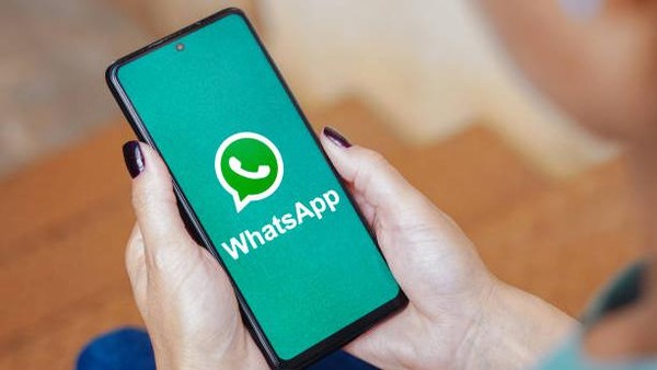 Fitur Musik Status WhatsApp