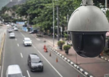 cek CCTV jalan