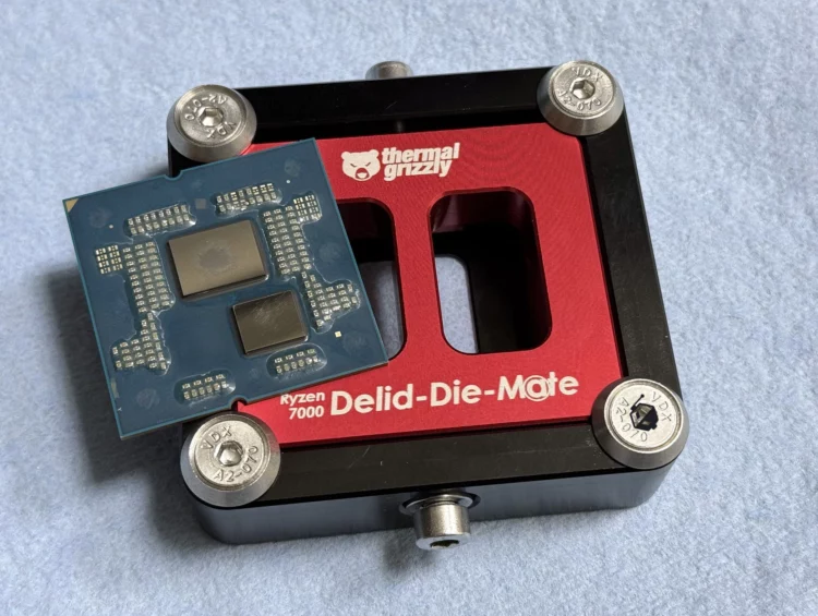 AMD Ryzen 7 9800X3D V Cache