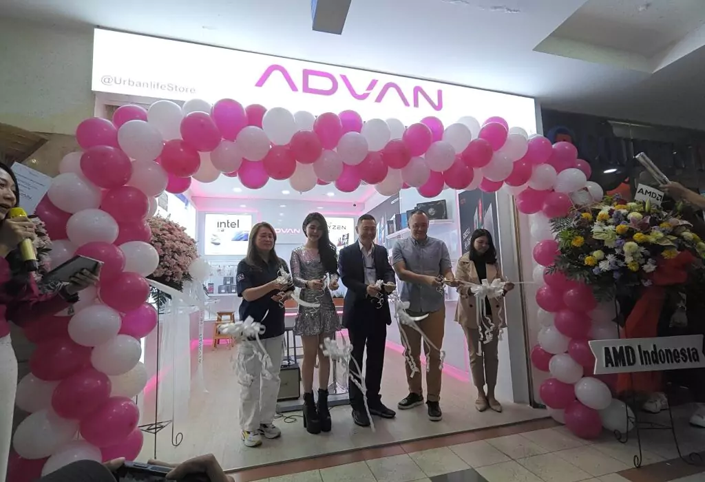 ADVAN Experience Store