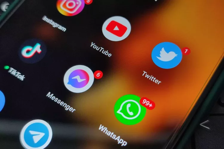 Aplikasi Boros Baterai