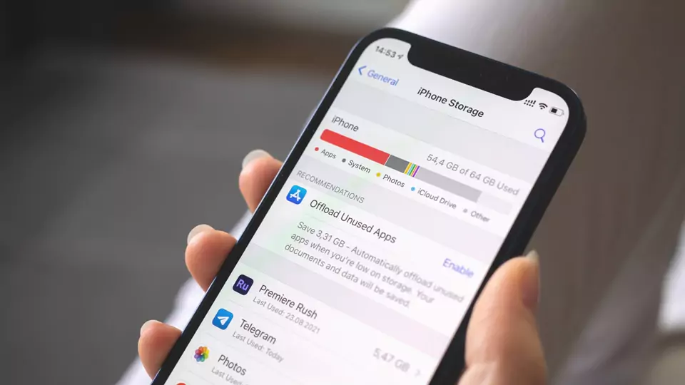 penyimpanan iPhone penuh