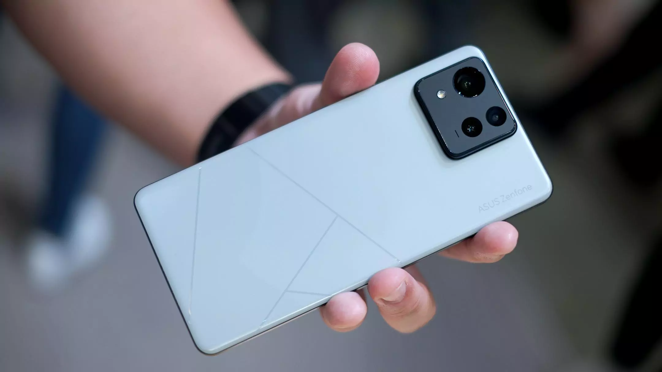 Asus Zenfone 12 Ultra