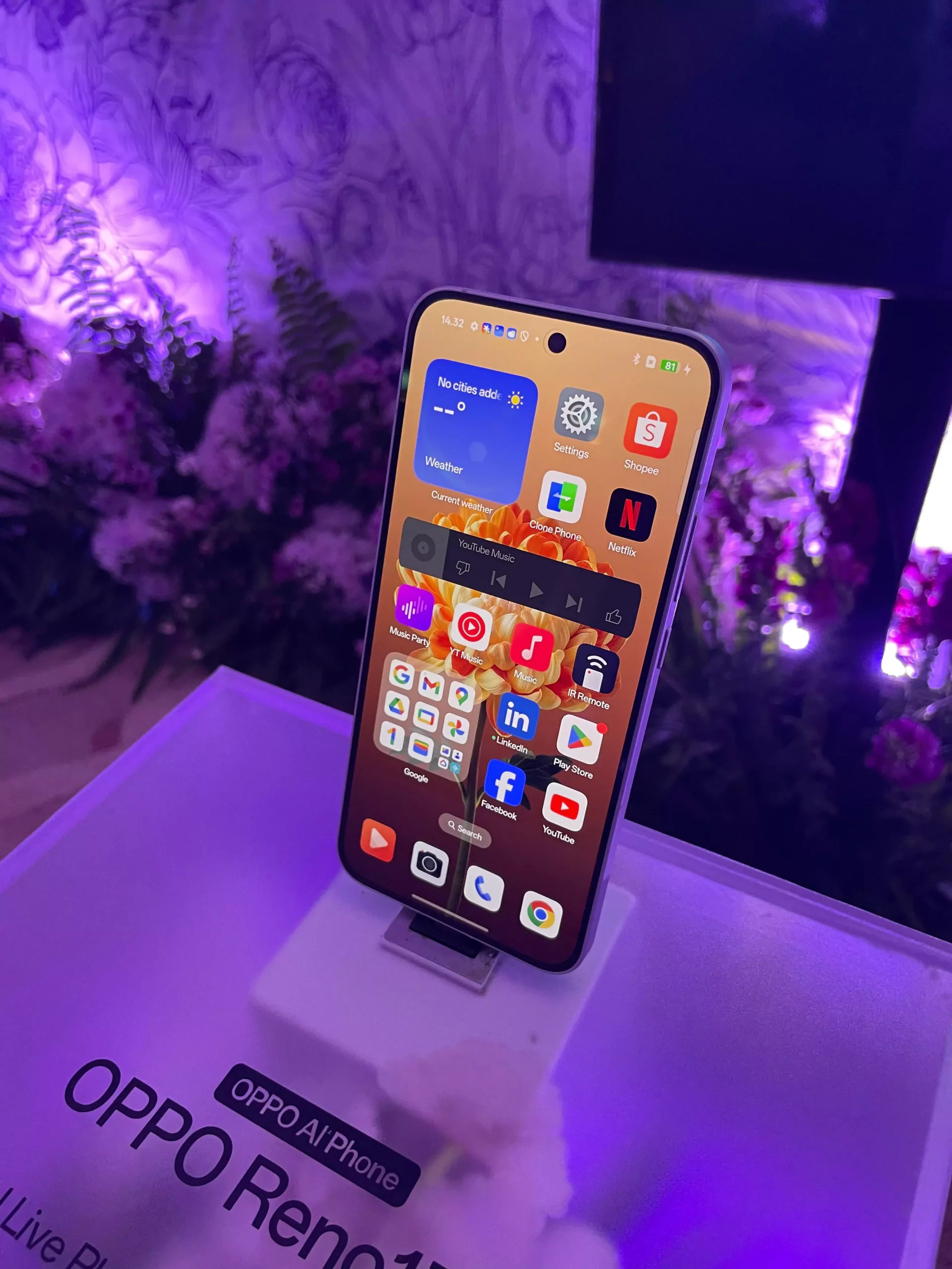 OPPO Reno13