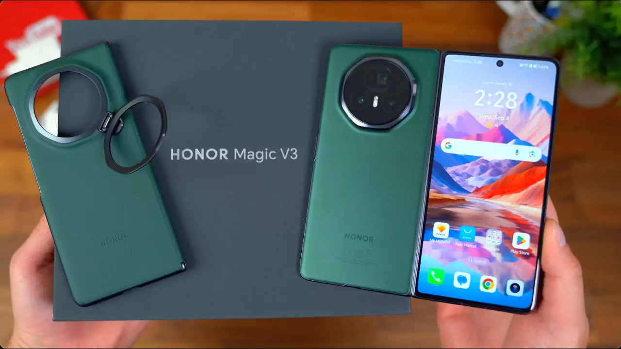 Honor Magic V3