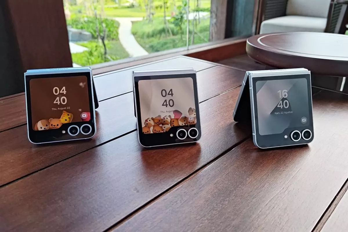 Samsung Galaxy Z Flip7