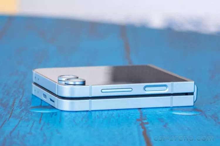 Samsung Galaxy Z Flip7