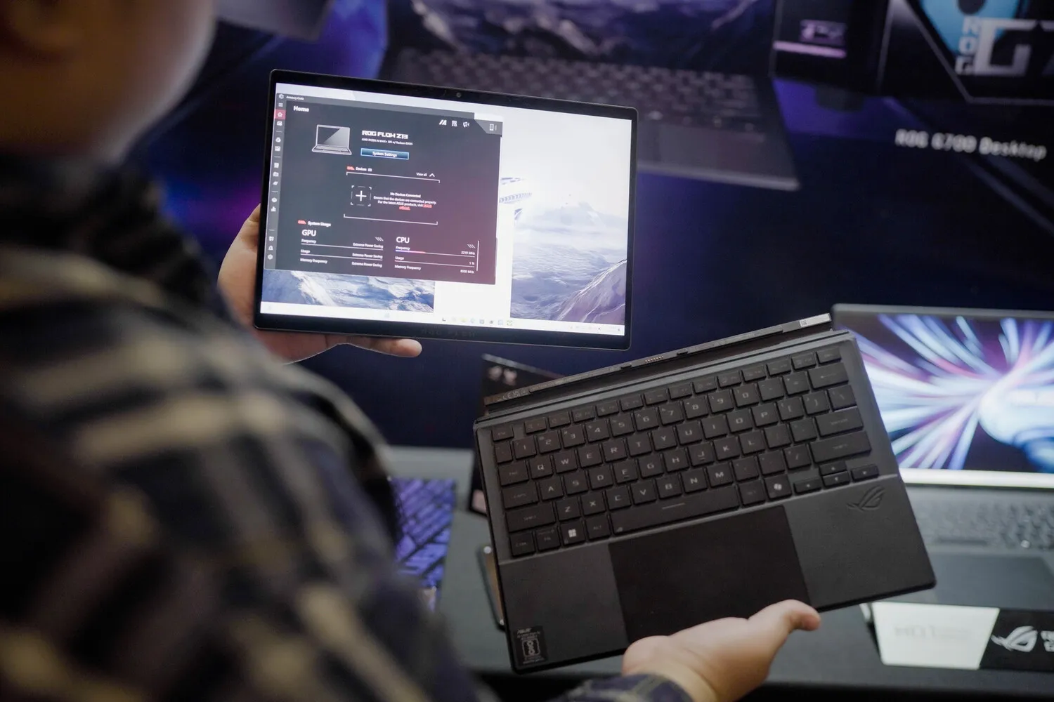 ROG Flow Z13 (2025) Jadi Satu-satunya Tablet Gaming dengan Prosesor AMD Ryzen AI Max!